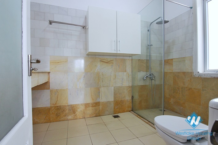 A beautiful house with lake view for rent in Tay Ho, Ha Noi